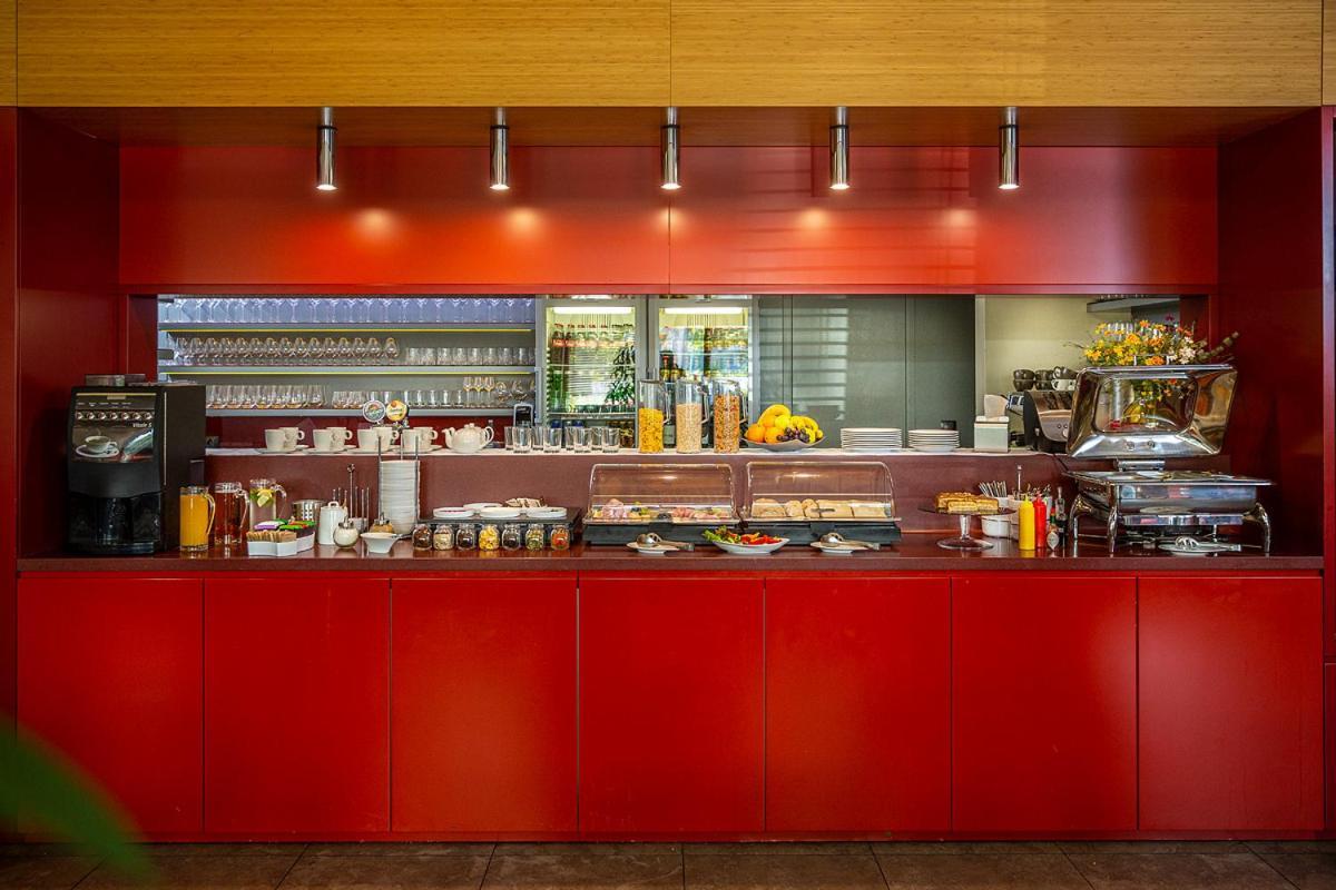 Wellness Hotel Abacie โนวี ยิชีน ภายนอก รูปภาพ