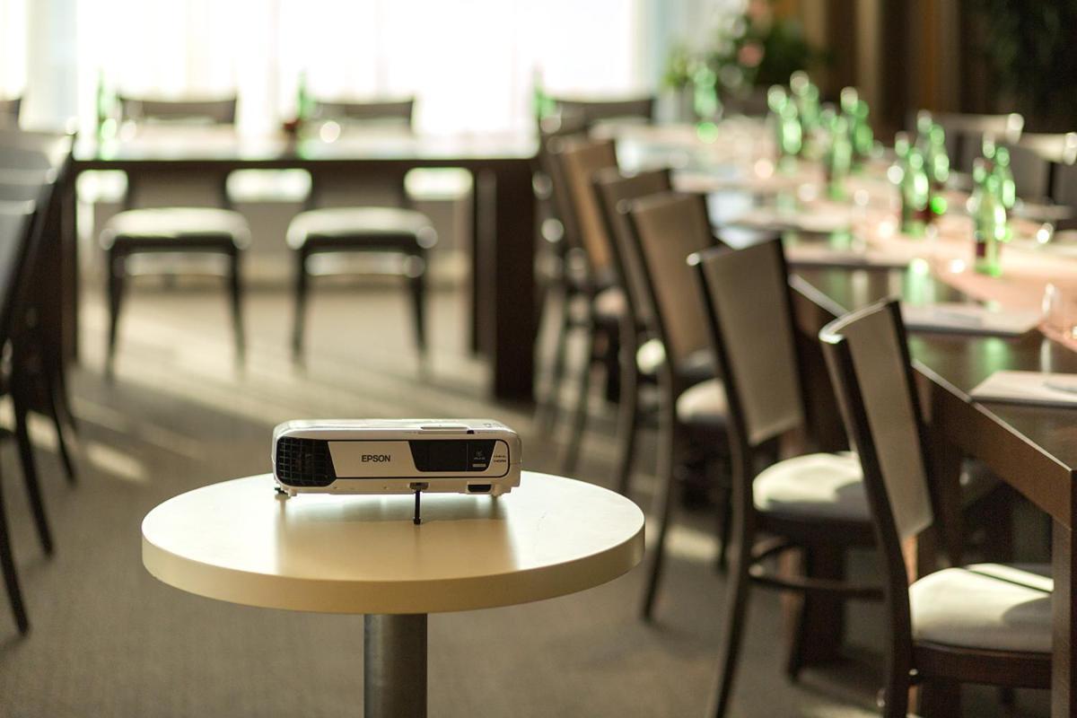 Wellness Hotel Abacie โนวี ยิชีน ภายนอก รูปภาพ